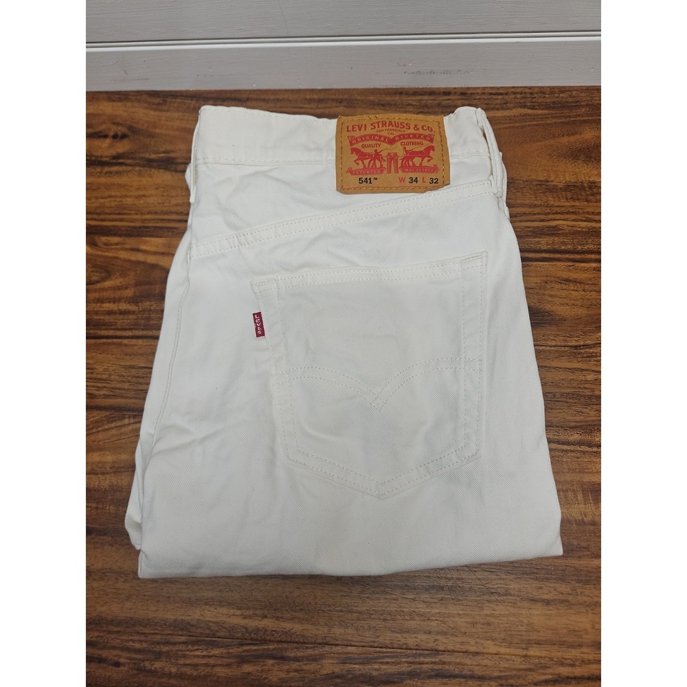 Levi's 541 Jeans Mens Sz 34x32 White Stretch Athletic Taper 5-Pocket Design